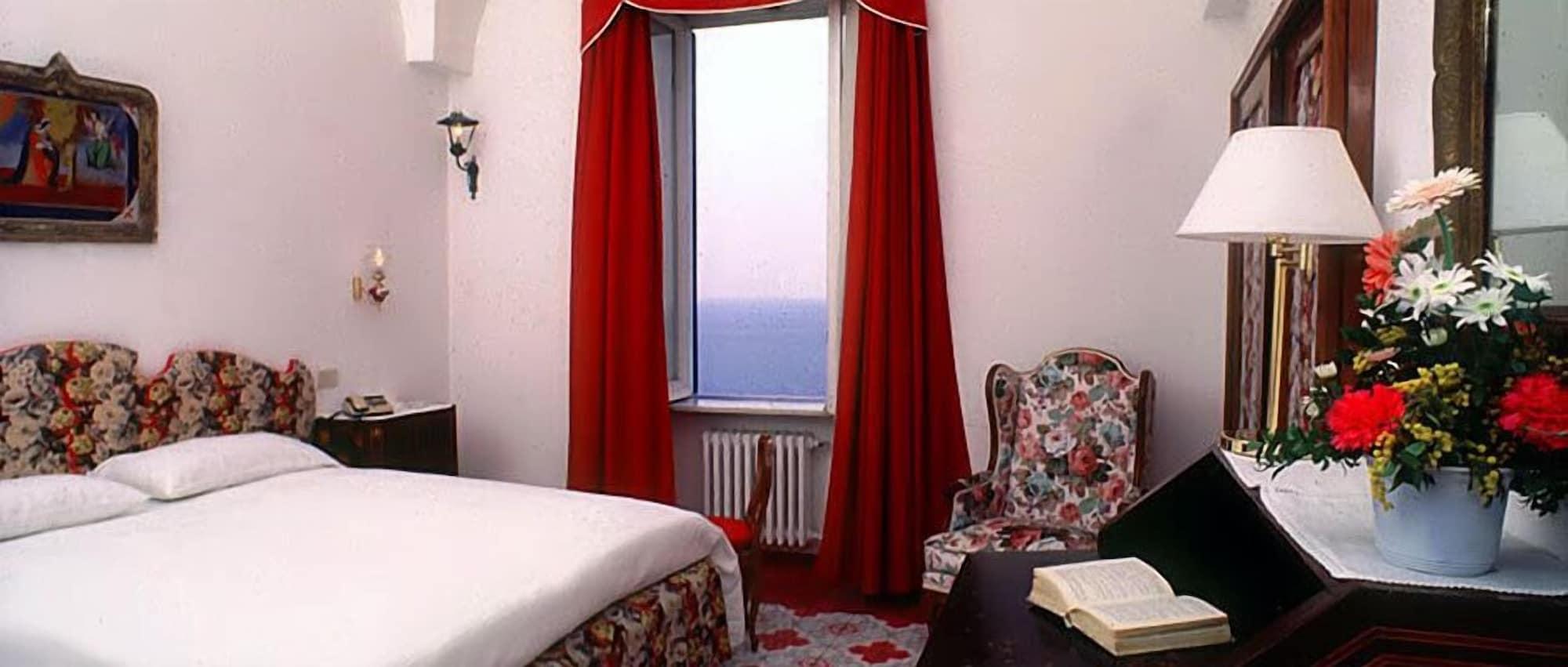 Hotel Luna Convento Amalfi Zimmer foto